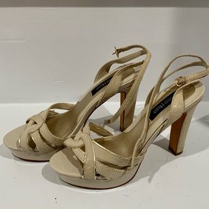 White House Black Market Nude Heels 7.5
